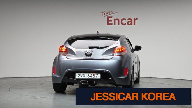 2012 Hyundai Veloster - Thumbnail 14