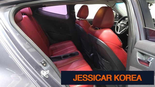 2012 Hyundai Veloster - Thumbnail 17