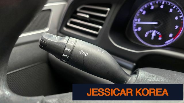2019 Hyundai The New Avante AD - Thumbnail 8
