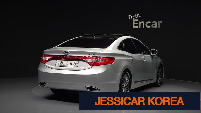 2014 Hyundai Grandeur HG - Thumbnail 3