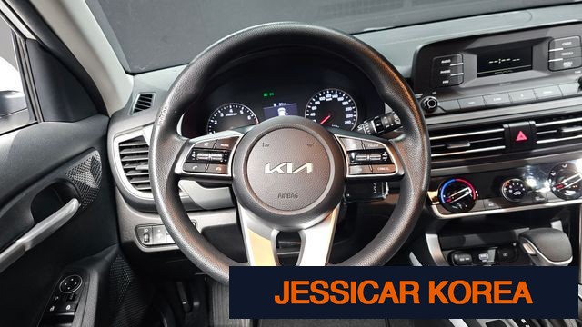 2023 Kia Seltos - Thumbnail 4
