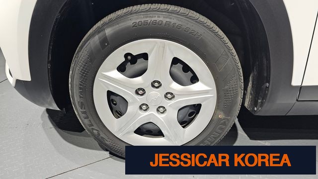 2023 Kia Seltos - Thumbnail 6