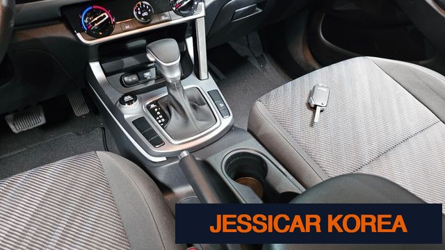 2023 Kia Seltos - Thumbnail 16