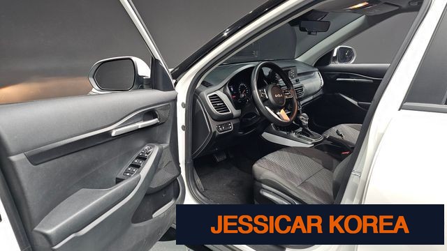 2023 Kia Seltos - Thumbnail 18