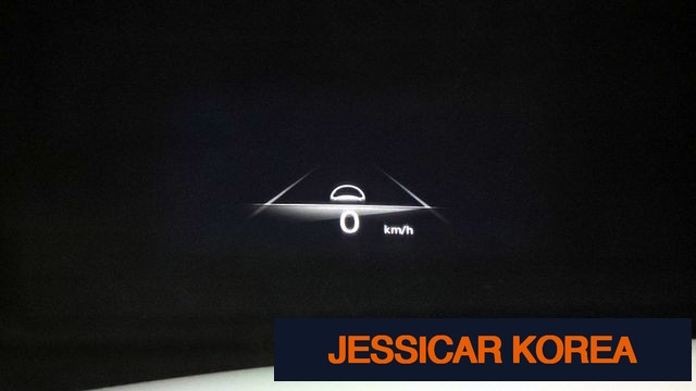 2021 Genesis GV70 - Thumbnail 3