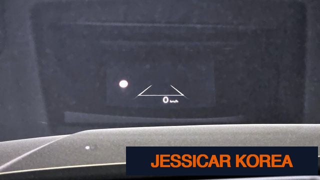 2025 Hyundai Santa Fe (MX5) - Thumbnail 15