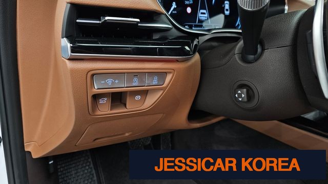 2023 Genesis G80 (RG3) - Thumbnail 10