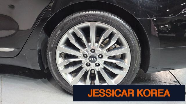2020 Kia K7 Premier - Thumbnail 5