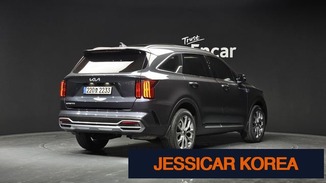 2023 Kia Sorento 4th Gen - Thumbnail 2