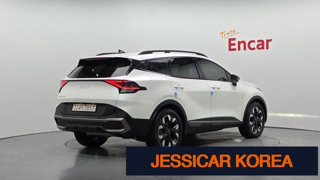 2022 Kia Sportage 5th Gen - Thumbnail 2