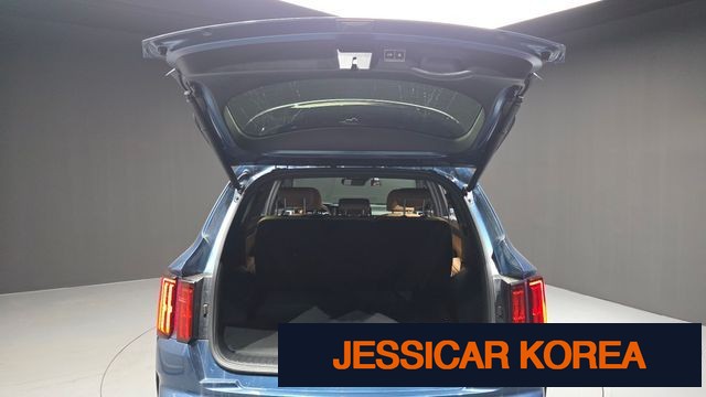 2023 Kia Sorento 4th Gen - Thumbnail 2