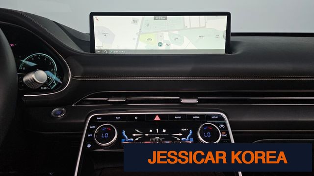 2023 Genesis GV80 - Thumbnail 17