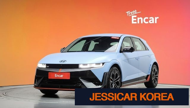 2025 Hyundai Ioniq 5 - Thumbnail 2