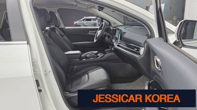 2022 Kia Sportage 5th Gen - Thumbnail 5