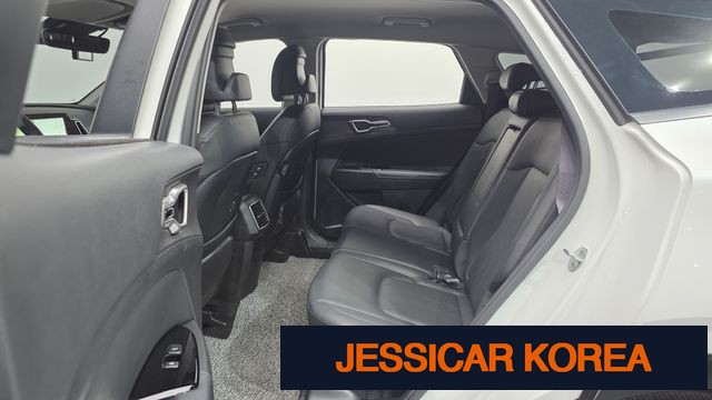2022 Kia Sportage 5th Gen - Thumbnail 10