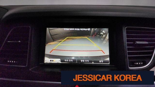 2016 Hyundai Genesis DH - Thumbnail 13