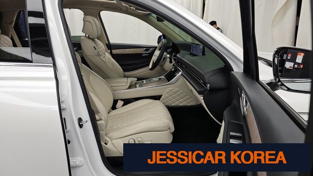 2020 Genesis GV80 - Thumbnail 16