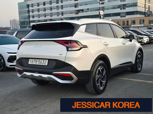 2023 Kia Sportage 5th Gen - Thumbnail 16