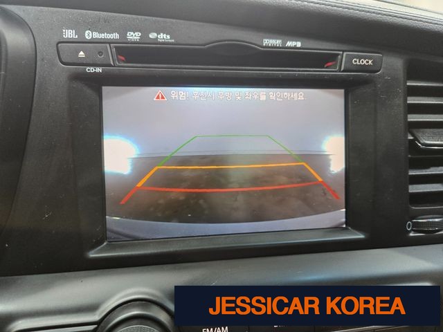 2011 Kia K5 - Thumbnail 3