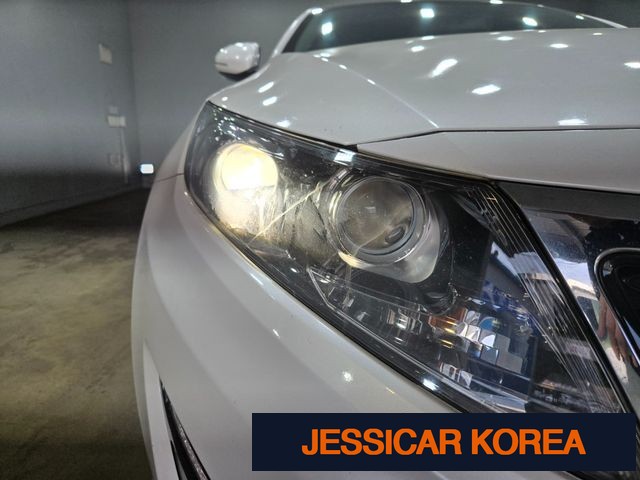 2011 Kia K5 - Thumbnail 15