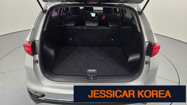 2020 Kia Sportage the bold - Thumbnail 4