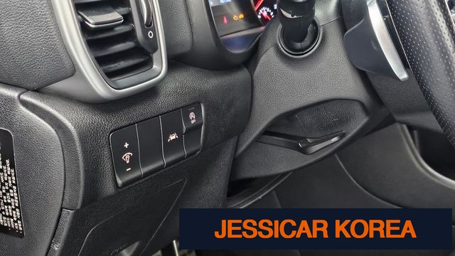 2020 Kia Sportage the bold - Thumbnail 8