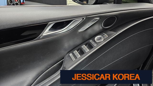 2021 Genesis G80 (RG3) - Thumbnail 2