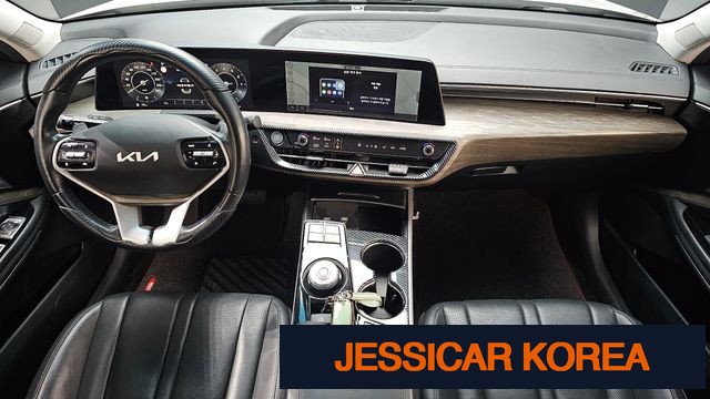 2022 Kia K8 - Thumbnail 5