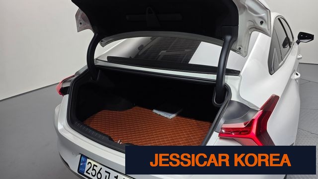 2022 Kia K8 - Thumbnail 10
