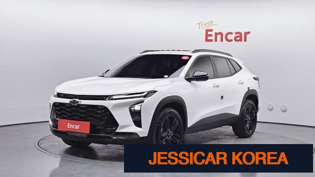 2025 Chevrolet Trax Crossover - Thumbnail 2