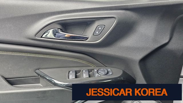 2025 Chevrolet Trax Crossover - Thumbnail 13