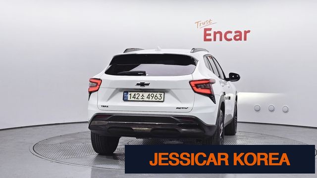 2025 Chevrolet Trax Crossover - Thumbnail 16