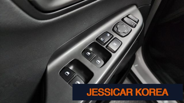 2020 Hyundai Kona - Thumbnail 8