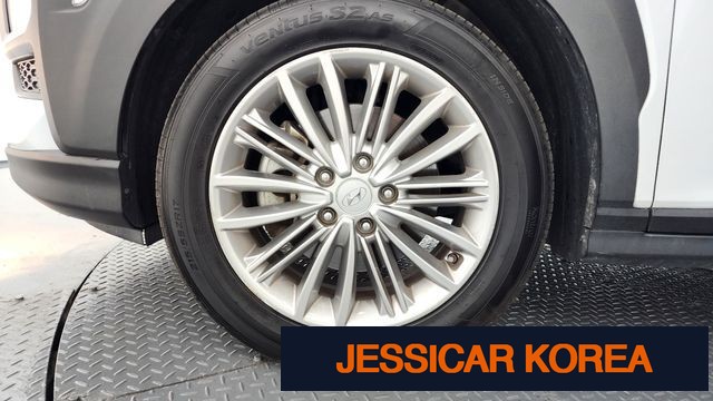 2020 Hyundai Kona - Thumbnail 12