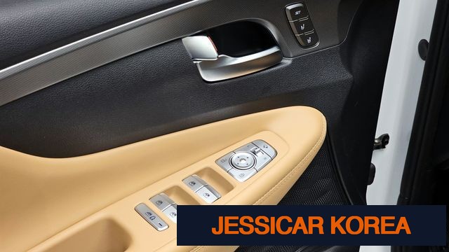 2023 Hyundai The New Santa Fe - Thumbnail 11