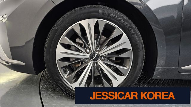 2022 Kia K8 Hybrid - Thumbnail 4