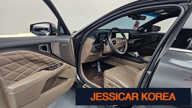 2022 Kia K8 Hybrid - Thumbnail 16