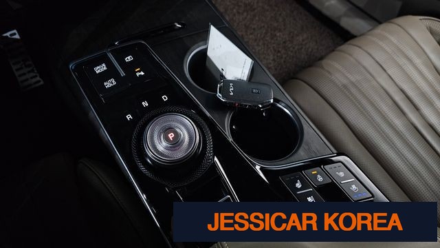 2022 Kia K8 Hybrid - Thumbnail 17