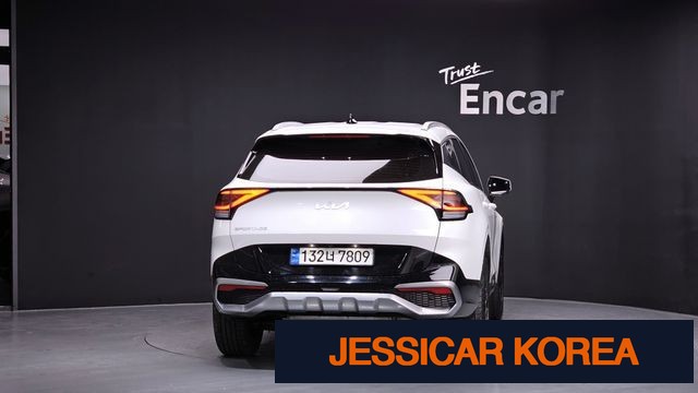2022 Kia Sportage 5th Gen - Thumbnail 14