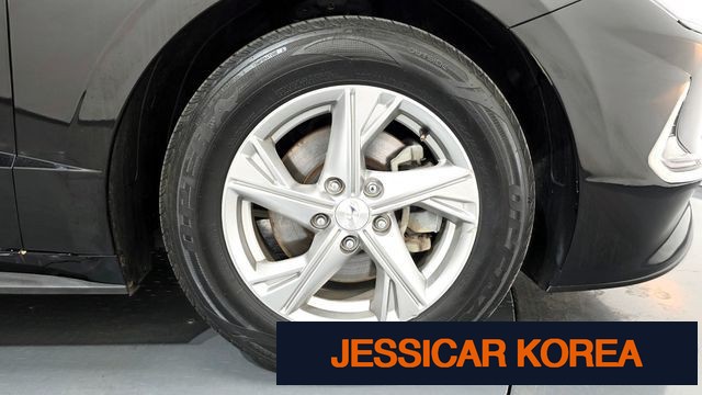 2022 Hyundai Sonata (DN8) - Thumbnail 16
