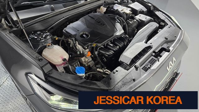 2023 Kia K8 - Thumbnail 4
