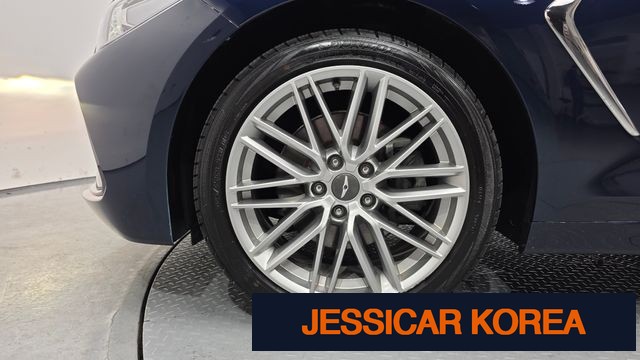 2019 Genesis G70 - Thumbnail 12