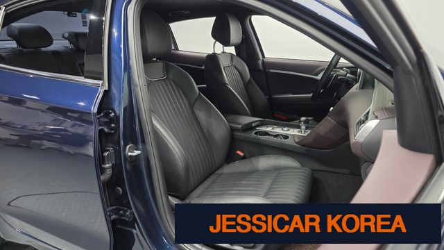 2019 Genesis G70 - Thumbnail 18