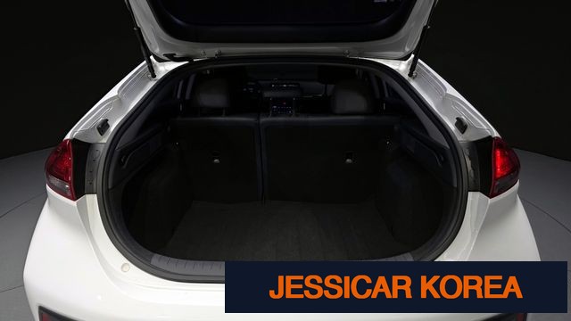 2020 Hyundai The New Ioniq Hybrid - Thumbnail 4