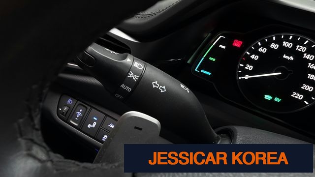 2020 Hyundai The New Ioniq Hybrid - Thumbnail 13