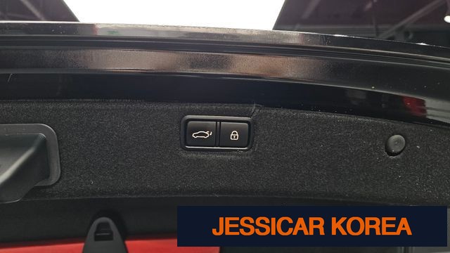 2016 Hyundai Genesis DH - Thumbnail 10