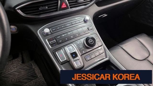 2021 Hyundai The New Santa Fe - Thumbnail 11
