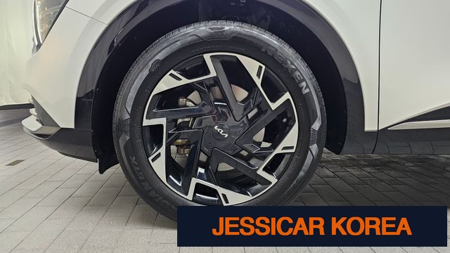2022 Kia Sportage 5th Gen - Thumbnail 5