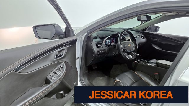 2016 Chevrolet Impala - Thumbnail 10