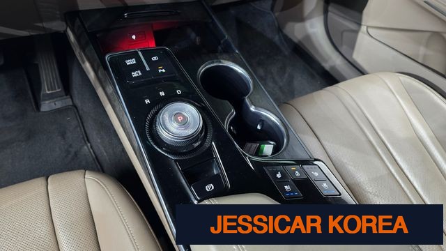 2023 Kia K8 - Thumbnail 3